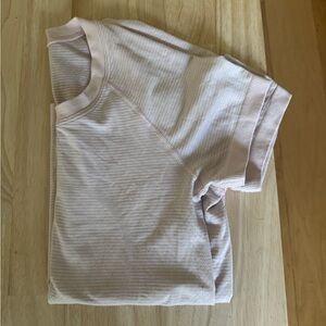 Lululemon Swiftly Tech SS Race Length in Flush Pink